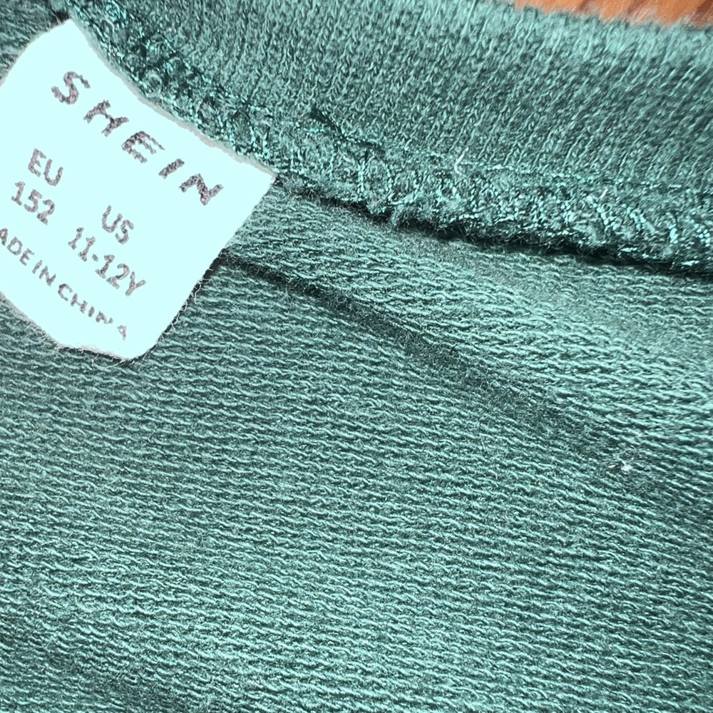 Sweater - Picture 2 of 3